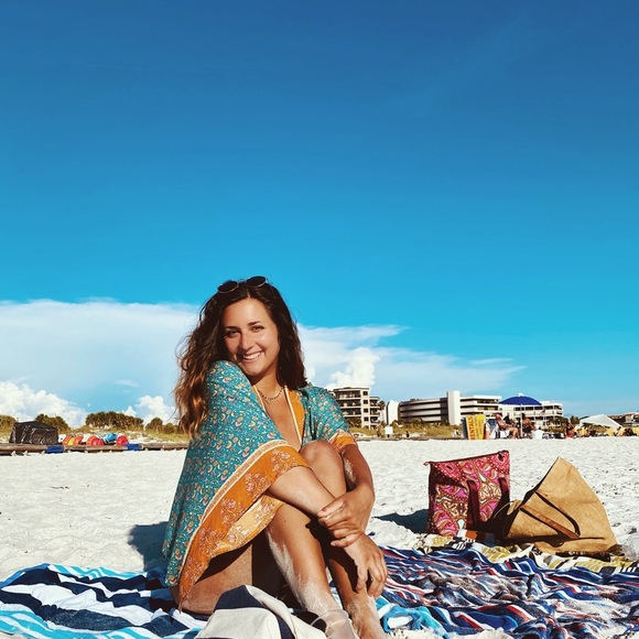 Meet your Posher, Megan - Picture 1 of 3